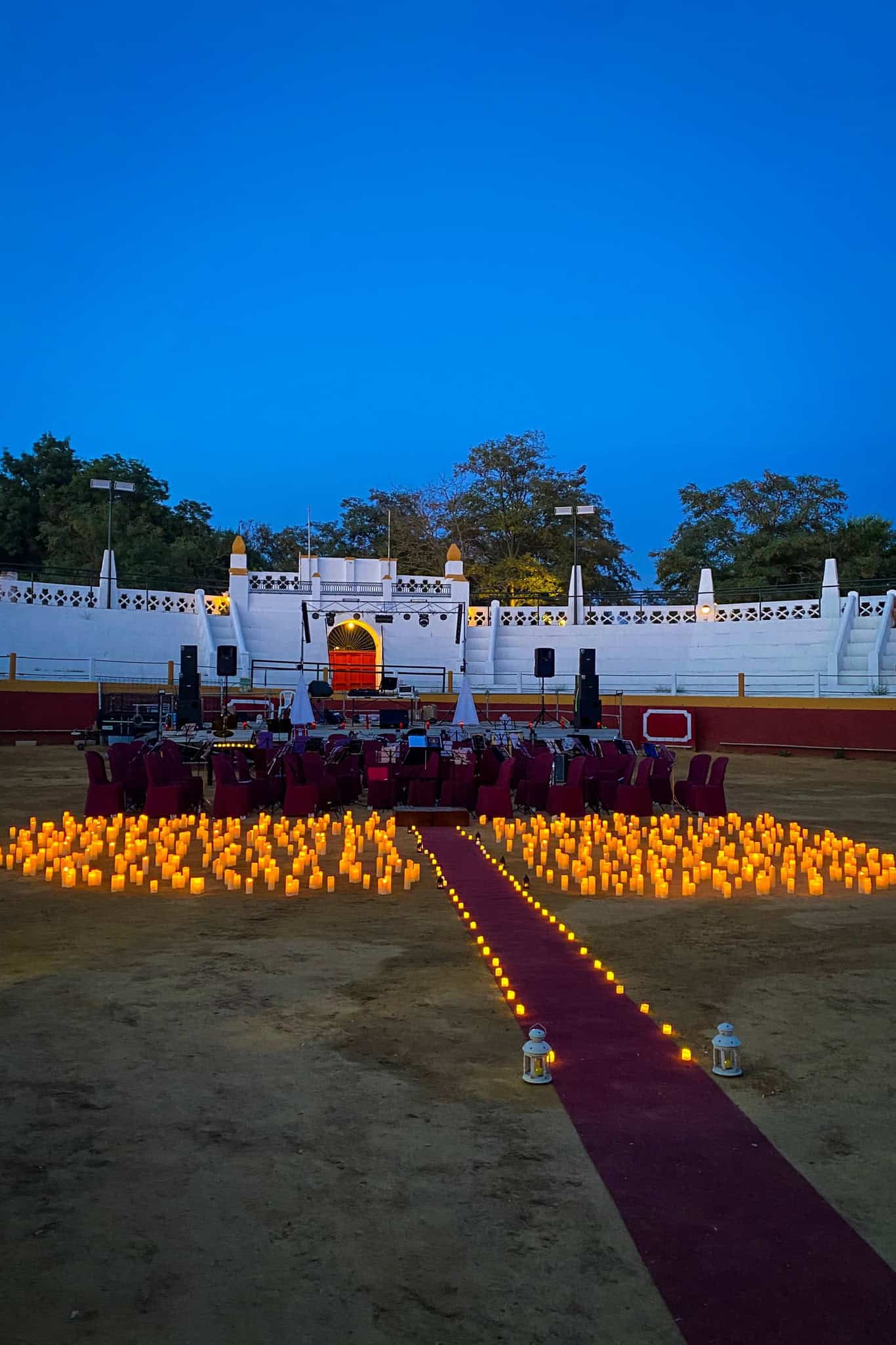 alquiler de velas led para conciertos
